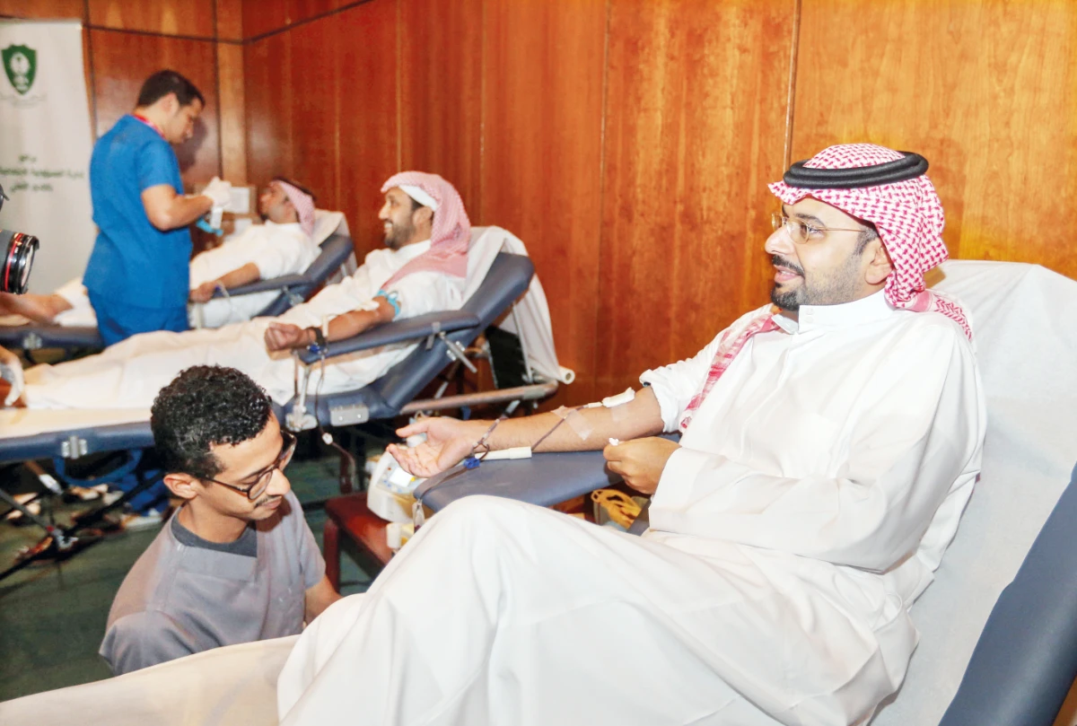 Saudis urged to donate blood as pandemic hits stock levels worldwide