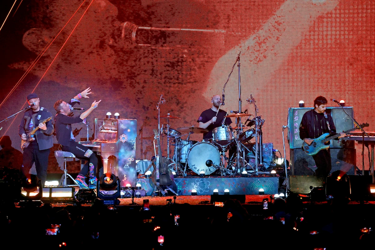 ldplay will perform at Al Wasl Plaza at 9:00 p.m. (AFP)