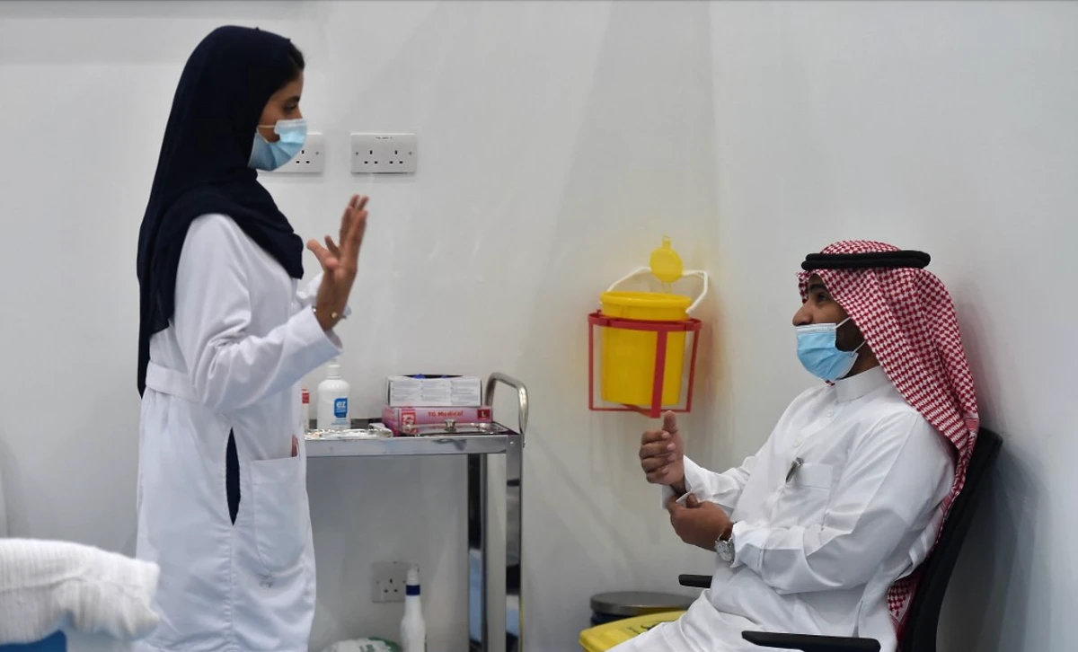 Saudi Arabia announced three deaths from COVID-19 and 2,866 new infections on Thursday. (File/AFP)