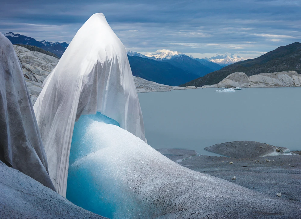The first edition of the collaboration with leading photographers will have their works exhibited on walls and in courtyards. Photo by Simon Norfolk (Landscape photographer)
