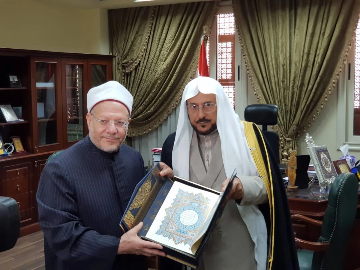 Egypt’s Grand Mufti Shawky Allam and Abdullatif Al-Asheikh, Saudi minister of Islamic affairs, call and guidance, discussed strengthening religious cooperation during their meeting. (Supplied)