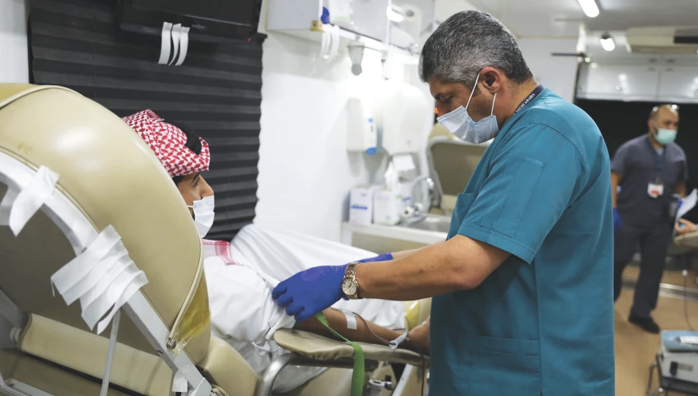 A mobile blood donation unit from King Faisal Specialist Hospital and Research Center was stationed at a popular commercial center in Diriyah.