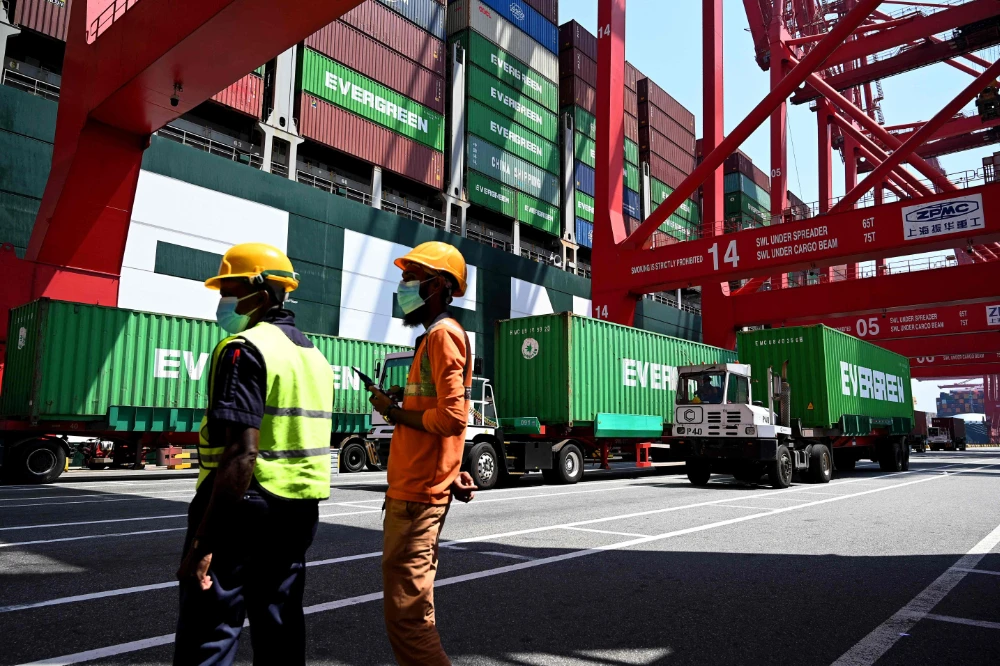 Sri Lanka seeks compensation for illegal waste shipment from Britain