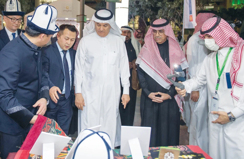 Saudi minister inaugurates exhibition on Kyrgyz culture in Riyadh