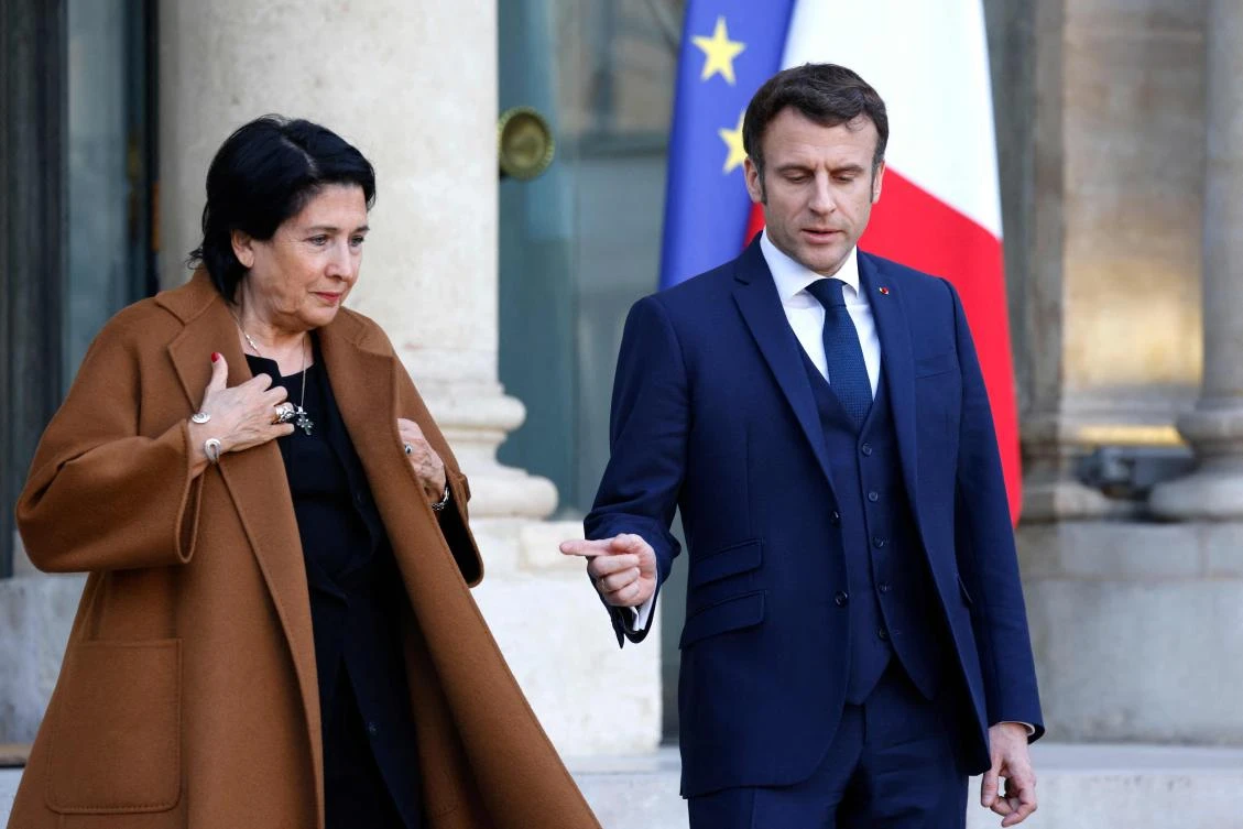 French President Emmanuel Macron and Georgia’s President Salome Zurabishvili, after their meeting at the Elysee Palace in Paris, Feb. 28, 2022. (AFP)