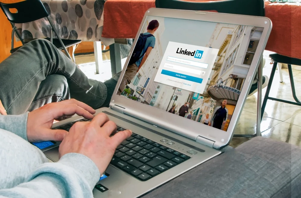 It’s hard to imagine how and why Microsoft’s corporate management are again missing an opportunity to create a whole new business out of the still dormant LinkedIn social media goldmine. (Shutterstock)