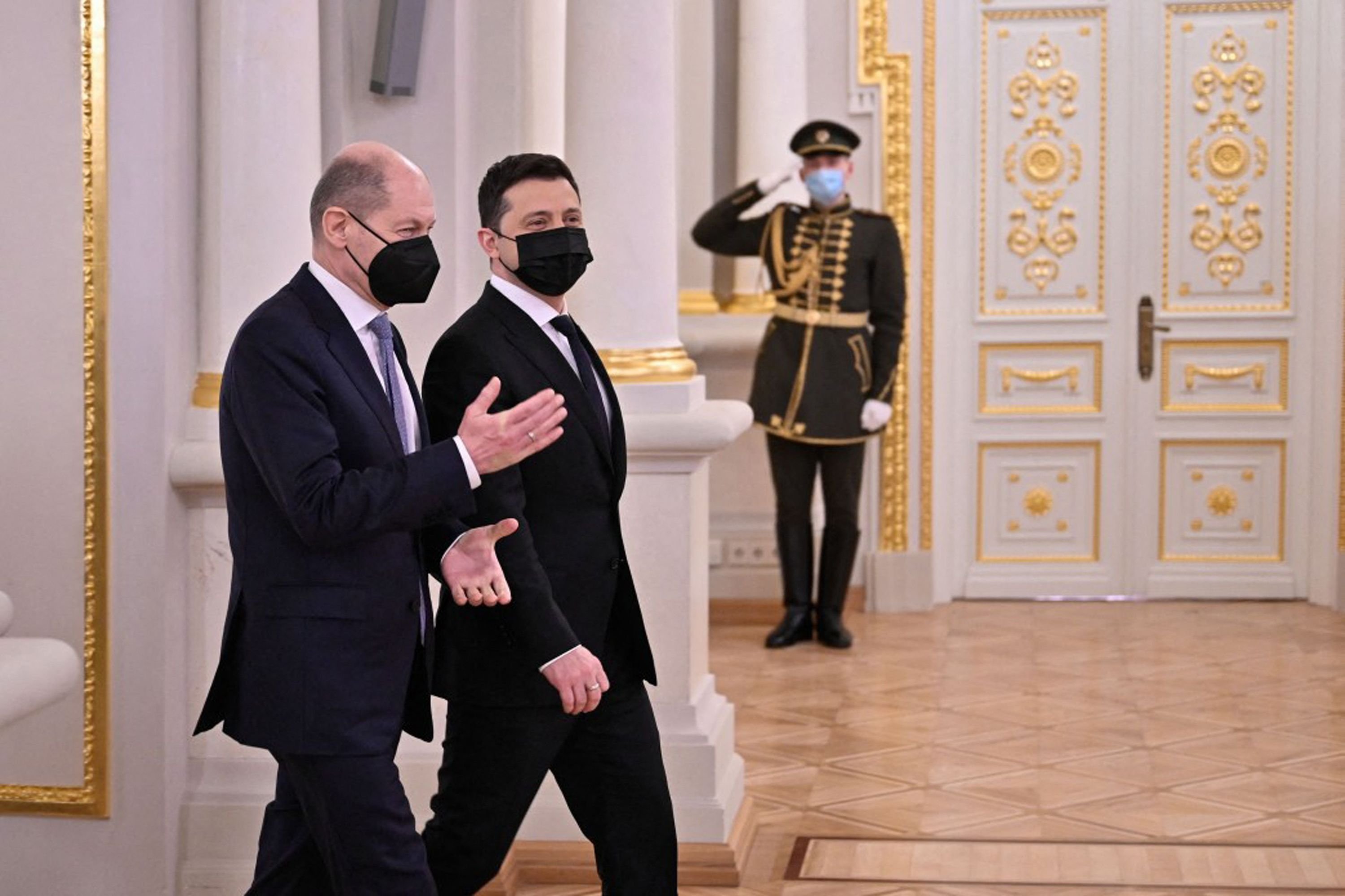 Ukrainian President Volodymyr Zelenskyy welcomes German Chancellor Olaf Scholz ahead of their meeting in Kyiv, Ukraine, Feb. 14, 2022. (AFP)