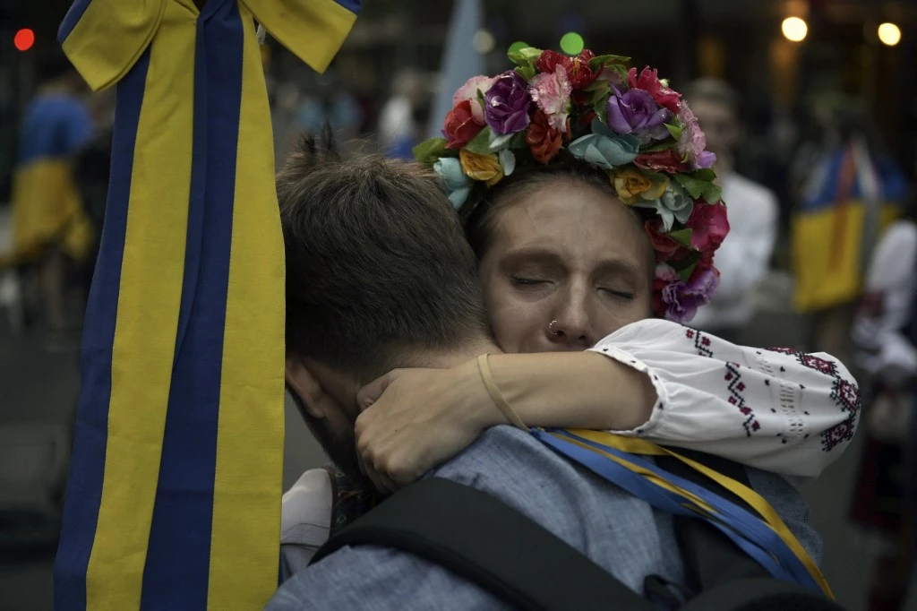 Ukraine Crisis: European gas prices hit record high; Boeing, Apple & Exxon cut business ties with Russia