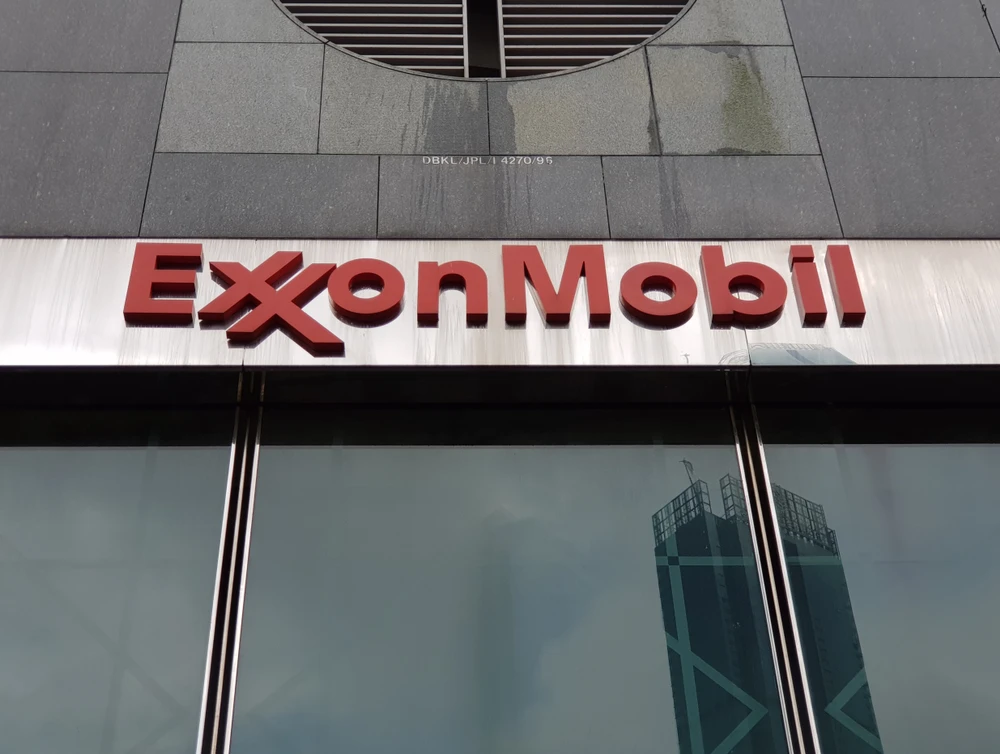 Exxon to exit Russia, leaving $4bn in assets, Sakhalin LNG project in doubt