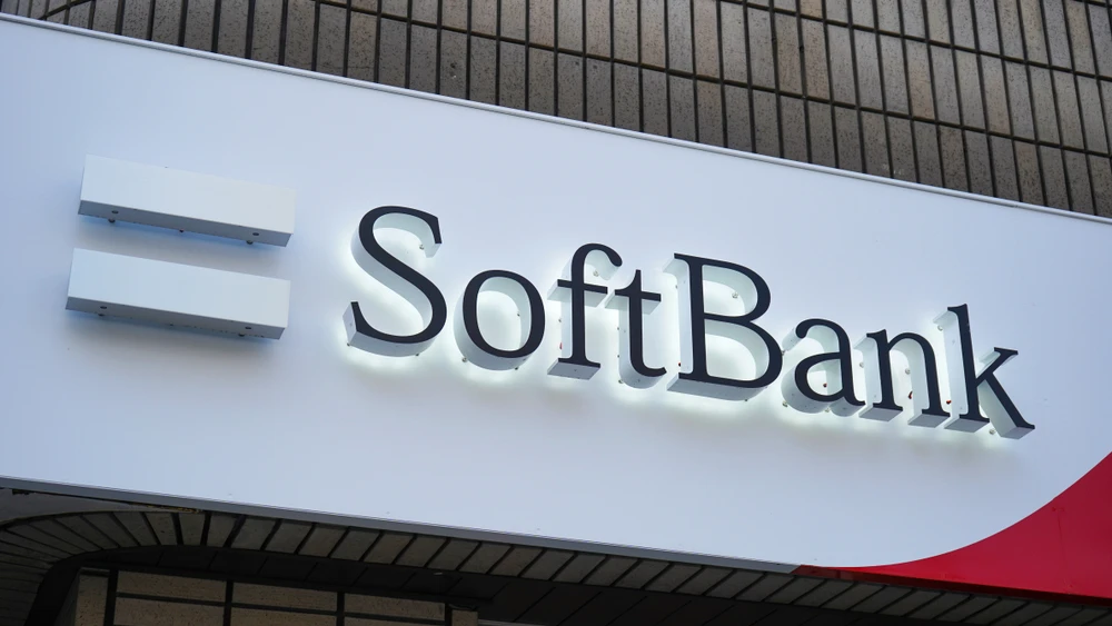 Japan’s Softbank borrows $870m from subsidiary Z Holdings for stock lending