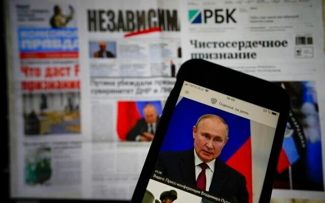 Russia cracks down on journalists, media outlets and social media