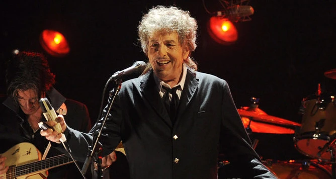 Bob Dylan book on ‘Modern Song’ to come out in November