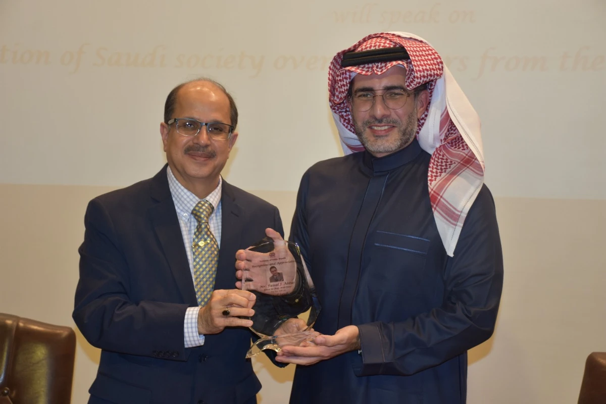 Indian Embassy launches key series with Arab News editor-in-chief as inaugural speaker