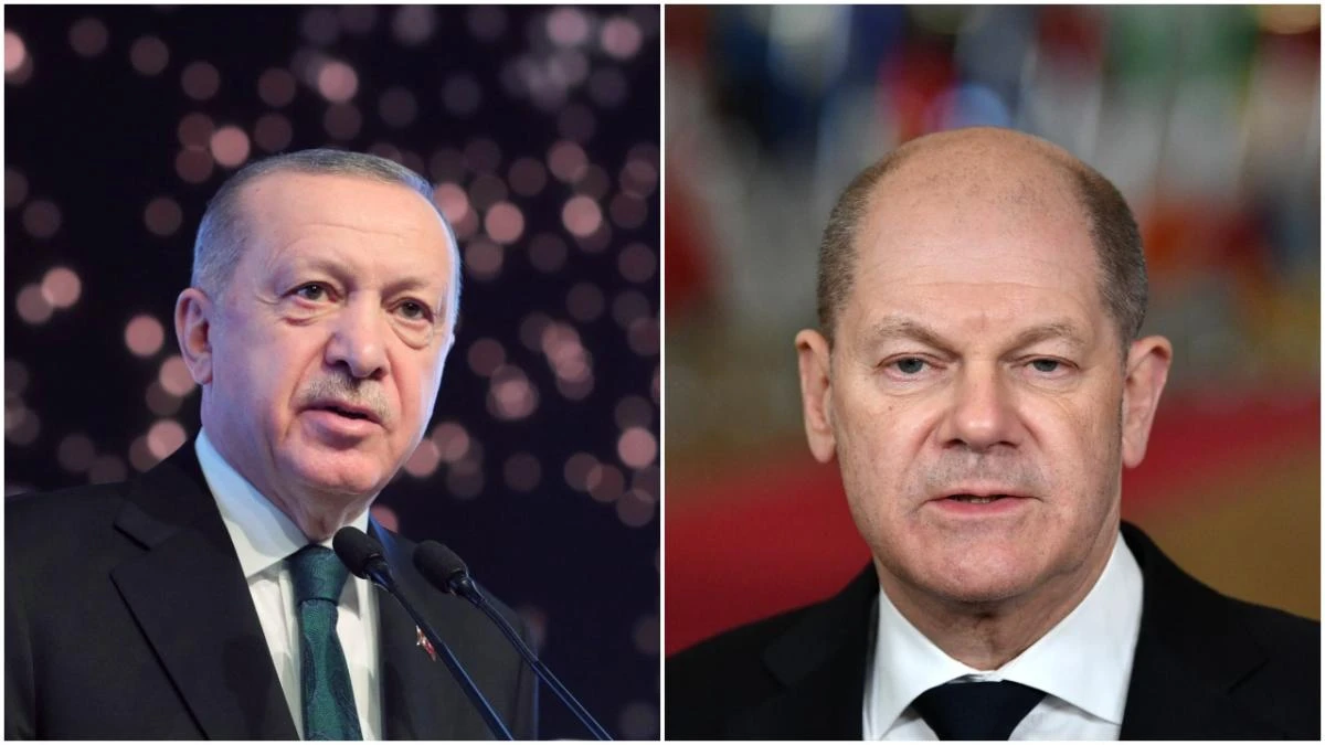 Turkish President Tayyip Erdogan (L) will discuss the war in Ukraine with German Chancellor Olaf Scholz (R). (File/AFP)