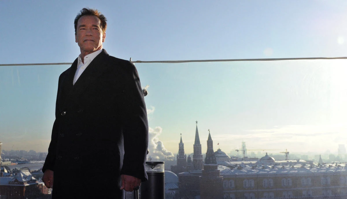 The ‘Terminator’ tells Vladimir Putin: Stop this senseless war