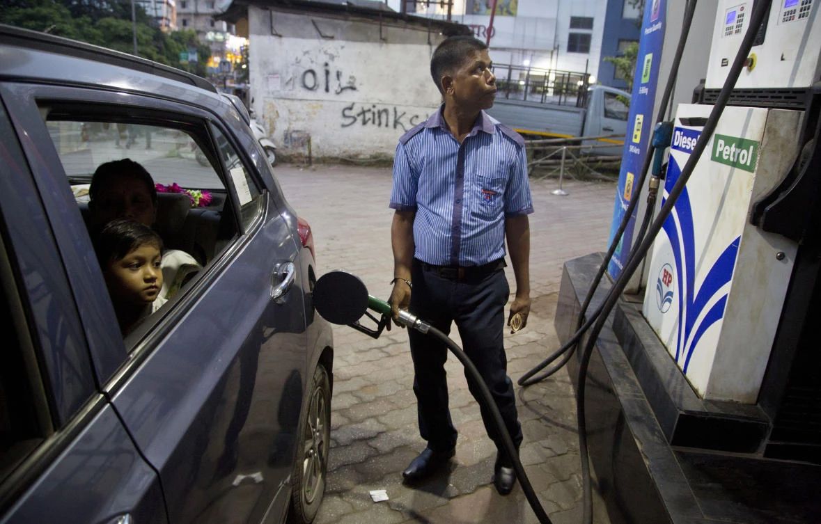 Indian media reports said Russia was offering a discount on oil purchases of 20% below global benchmark prices. (AP)