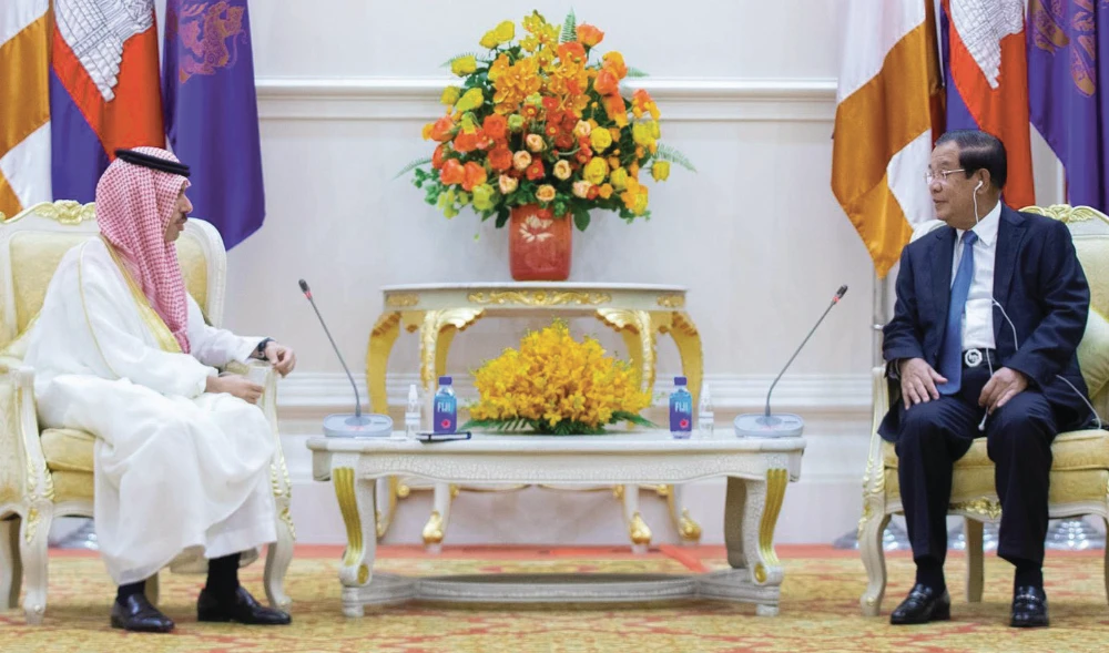 Cambodian prime minister receives Saudi FM in Phnom Penh