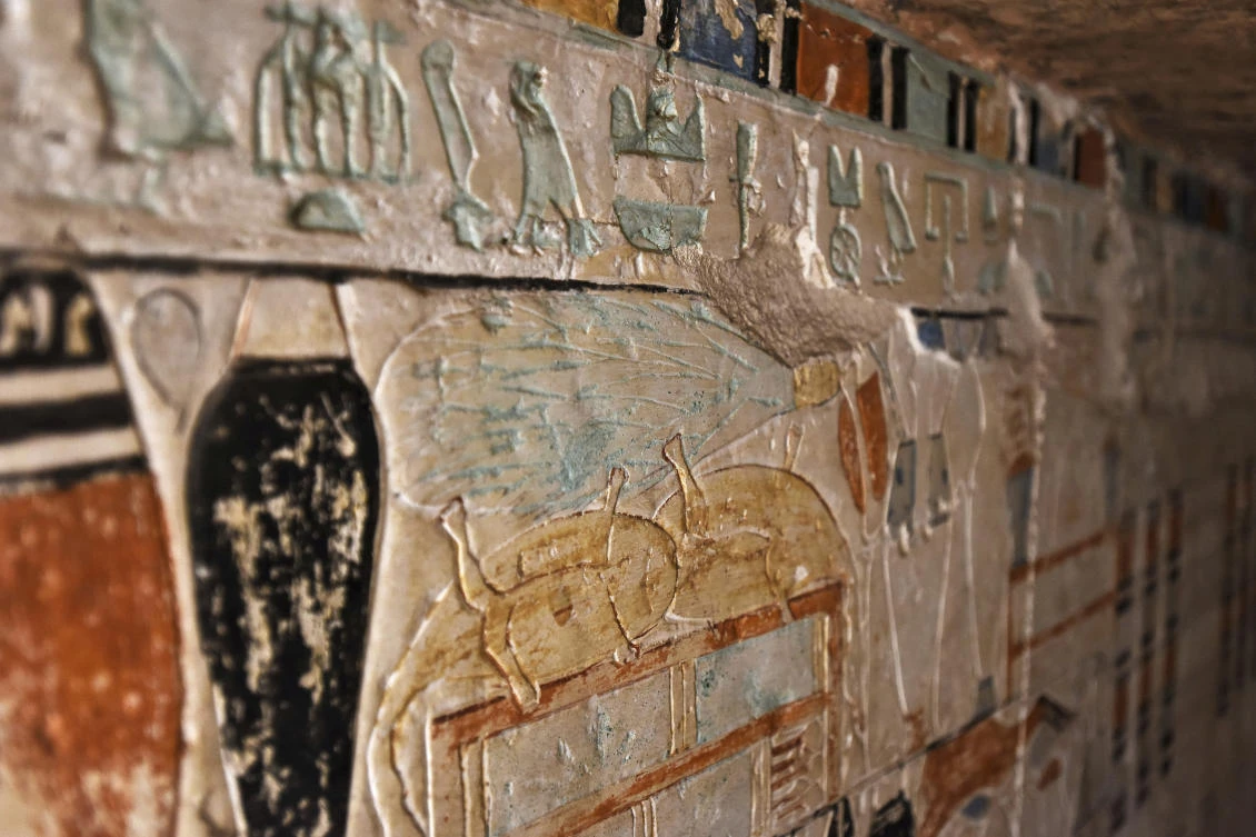 Egypt displays recently discovered ancient tombs in Saqqara
