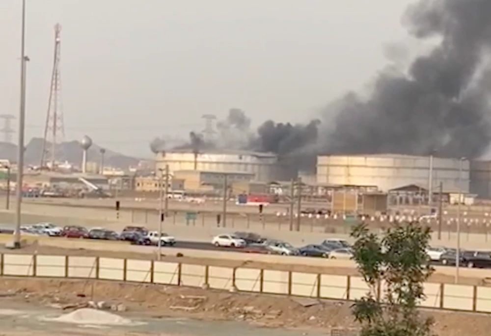 Fire breaks out at Aramco plant in Houthi attack