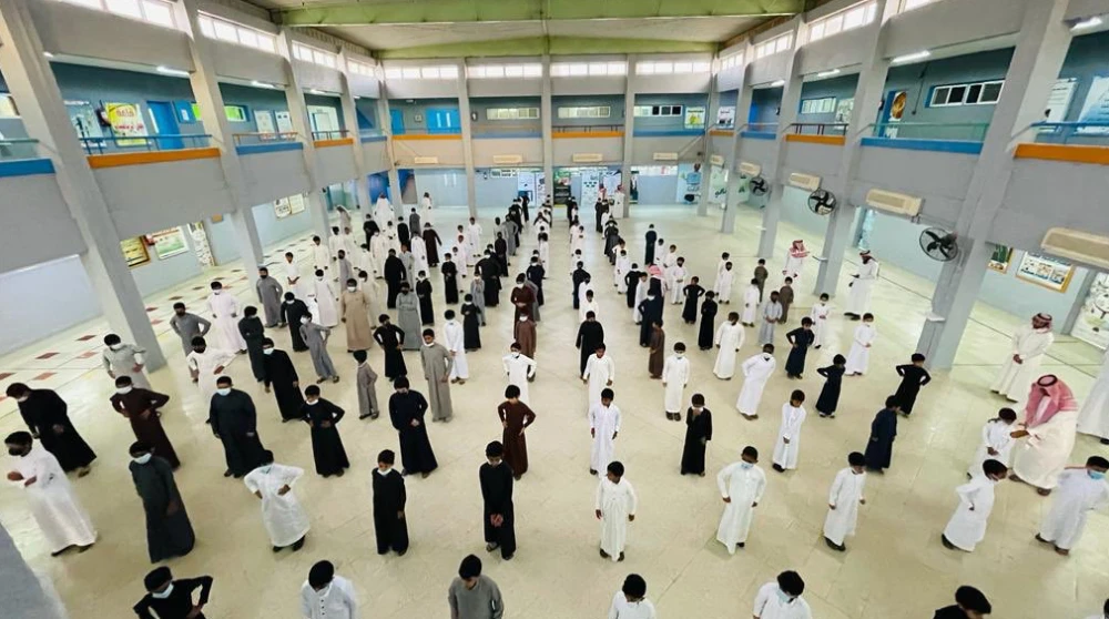 Saudi students return to full class attendance