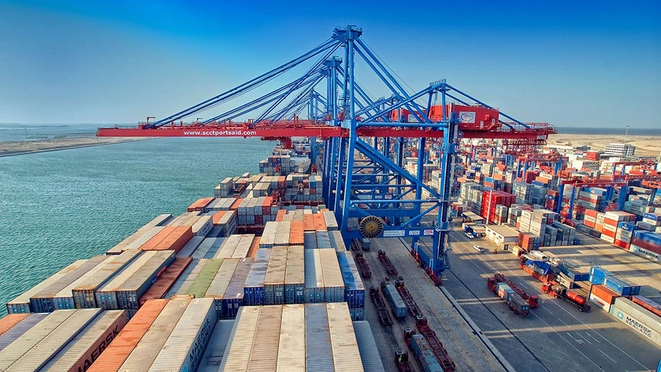 Egypt’s Suez Canal hikes transit fees for oil tankers to 15%