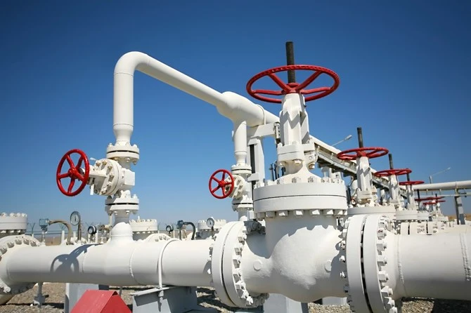 US natgas futures rise to fresh 7-week high on cooler forecasts