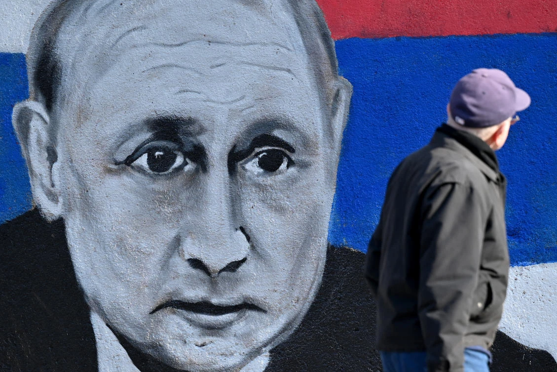 Fleeing Putin, Russians resettle in pro-Kremlin Serbia