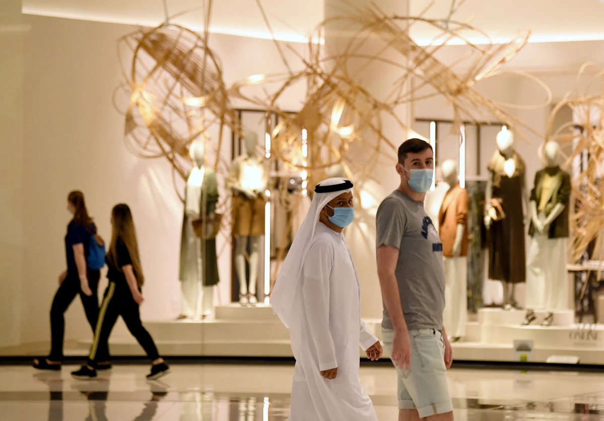 UAE updates COVID-19 rules for close contacts, procedures for travelers by land