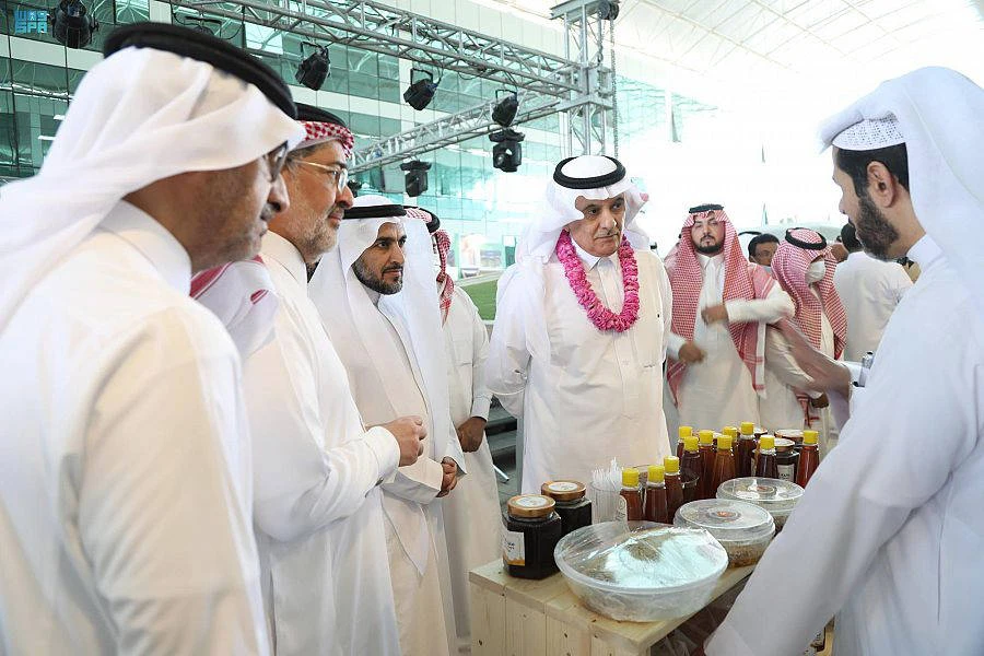 Abdulrahman Al-Fadhli, minister for environment, water and agriculture, inaugurated the festival on March 29. (SPA)