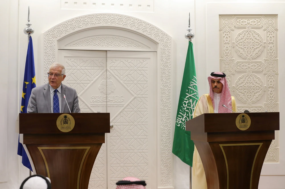 EU foreign policy chief Josep Borrell and Saudi Arabia’s FM Prince Faisal bin Farhan hold a joint news conference in Riyadh, Oct. 3, 2021. (Reuters)
