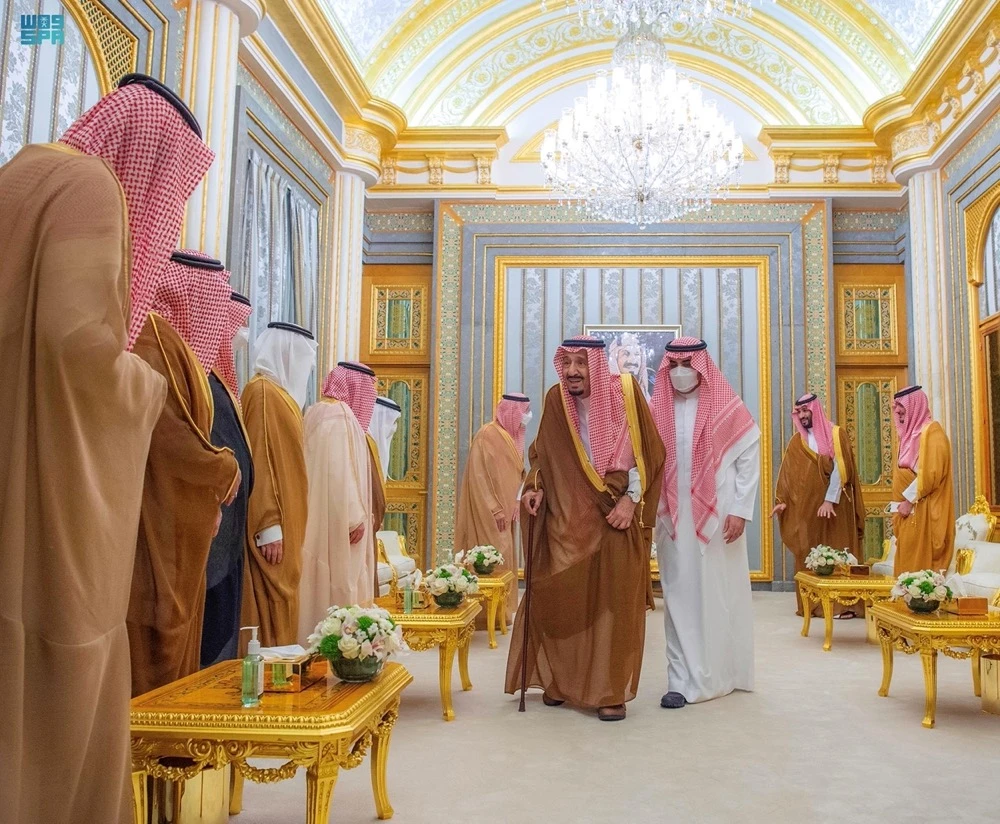 King Salman receives Saudi provincial governors