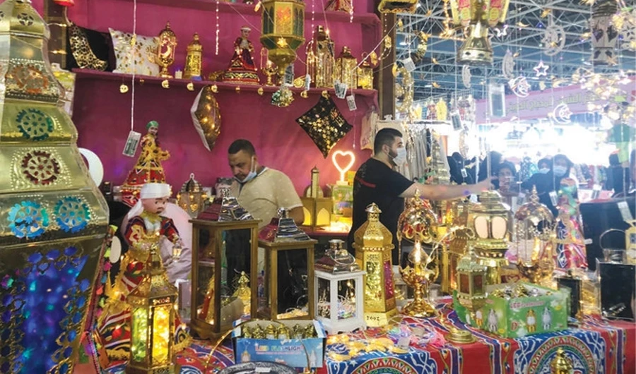 Many Saudis and expats flocked to exhibitions and local markets selling Ramadan decorations to buy their favorite items to decorate their homes, while others availed great Ramadan deals online. (Supplied)