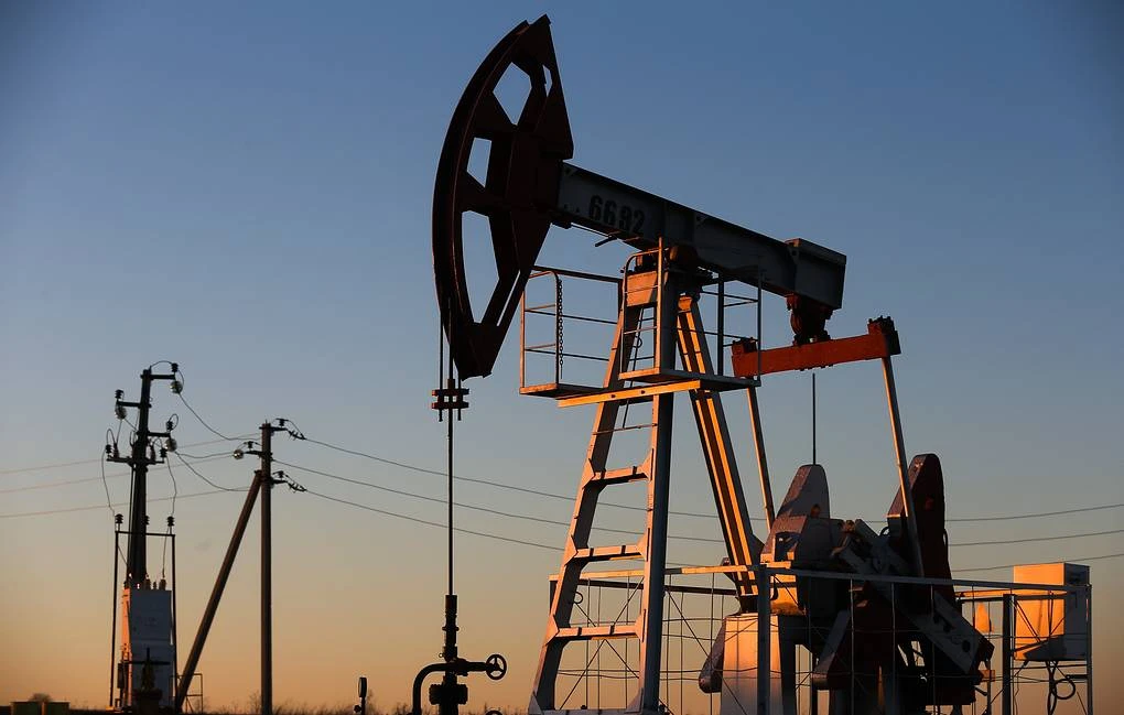 Russia suspends announcing March oil output amid technical difficulties