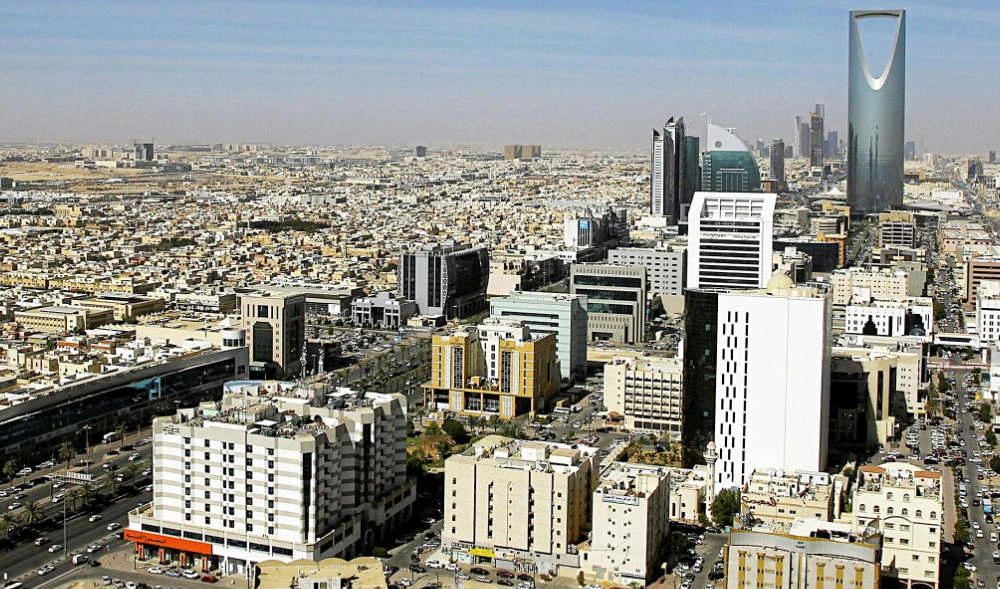 Saudi authorities warn citizens of fake offers for domestic workers