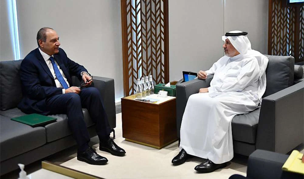 Dr. Abdullah bin Abdulaziz Al-Rabeeah meets with Ahmed Farouk Mohammed Tawfik in Riyadh. (SPA)