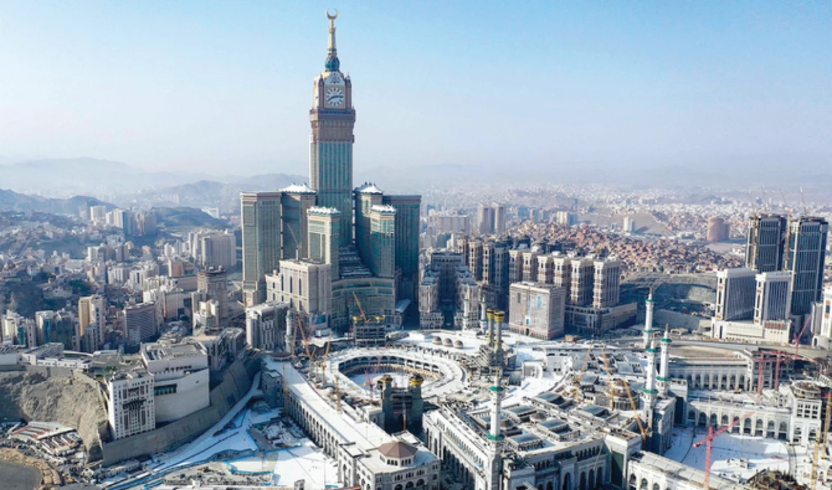 There are more than 1,300 hotels in Makkah that look forward to prosper as pilgrims return. (SPA/File)