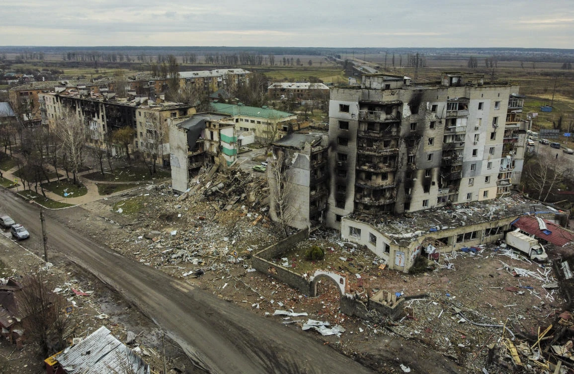 Brussels, Ukrainian Foreign Minister Dmytro Kuleba urged NATO to provide more weapons for his war-torn country to help prevent further atrocities like those reported in the city of Bucha. (File/AFP)