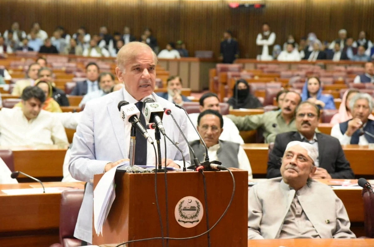 Pakistan votes in Shehbaz Sharif as new PM
