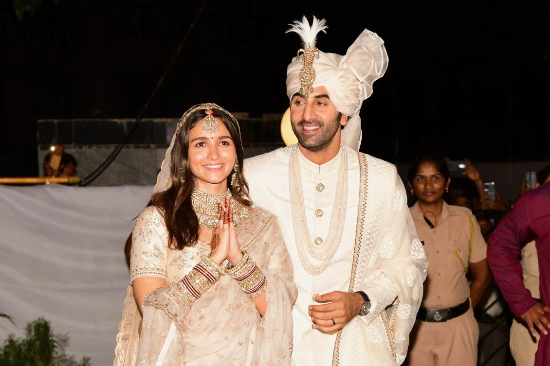 Bollywood stars Ranbir Kapoor, Alia Bhatt marry in Mumbai