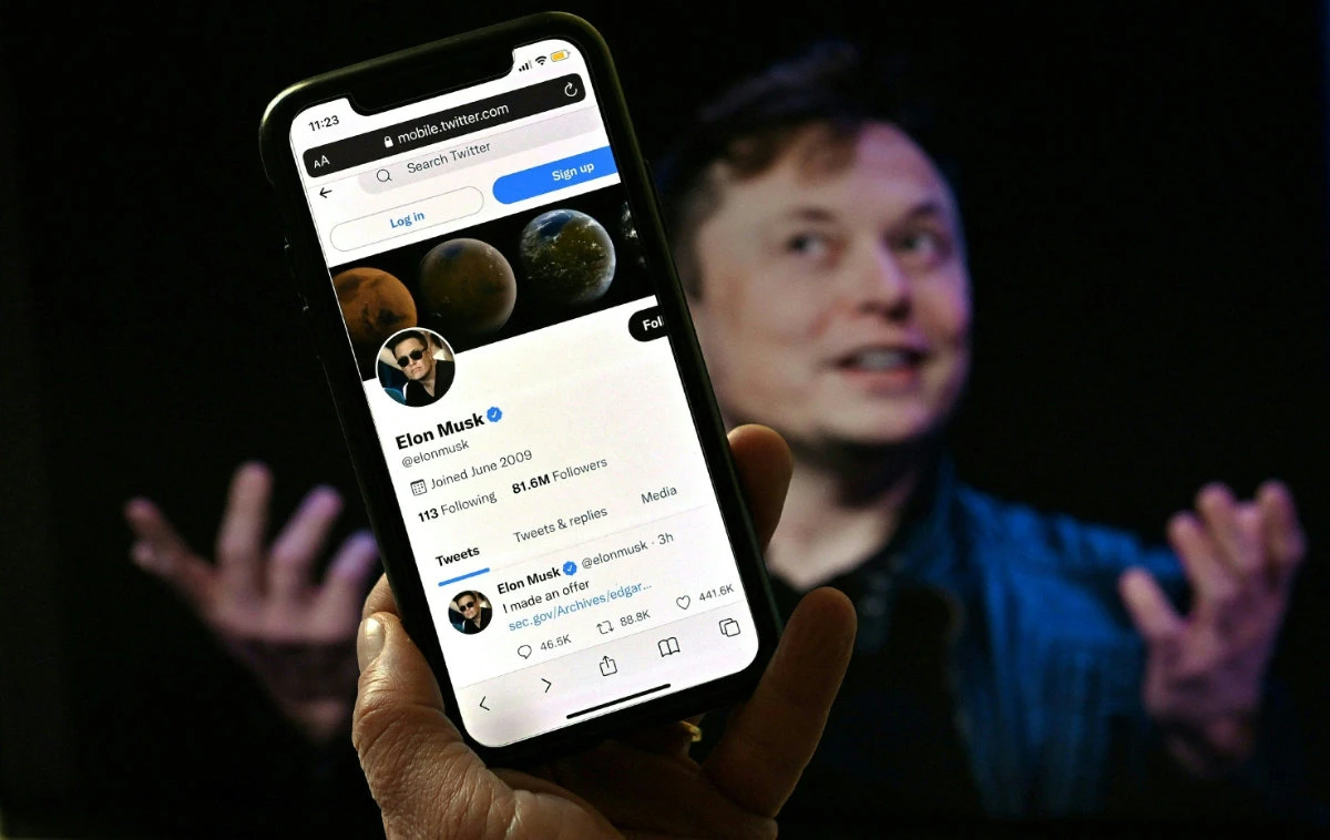 Arab world reacts to Elon Musk’s offer to buy Twitter