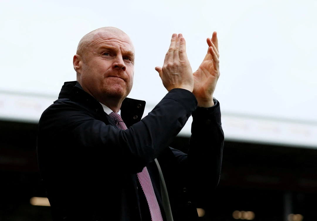 Burnley fire Dyche in late bid to avoid relegation from EPL