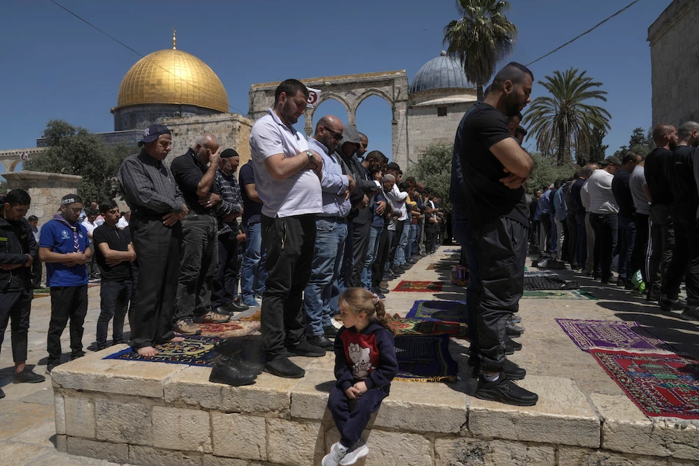 Palestinians on edge as Israeli radicals threaten to storm Al-Aqsa