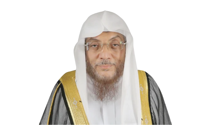 Who’s Who: Sheikh Osama bin Abdullah Khayyat, imam at Makkah Grand Mosque