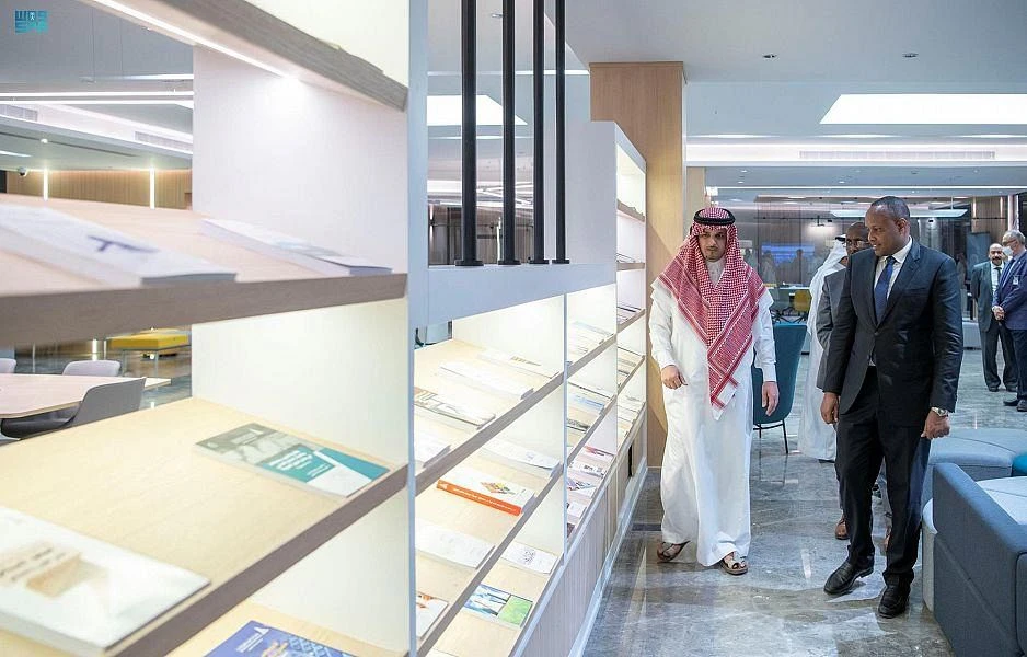 Somalia's Minister of Internal Security Abdullahi Mohamed Nur is shown around at Riyadh's Naif Arab University for Security Sciences by the university president, Dr. Abdulmajeed bin Abdullah Al-Bunyan. (SPA)
