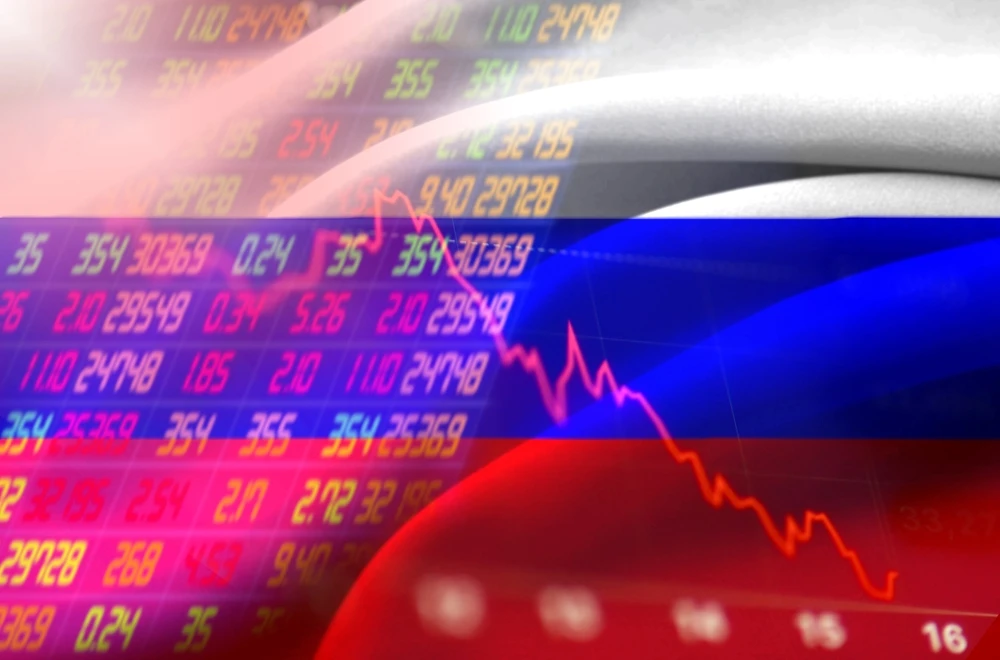 IMF expects Russian economy to shrink by 8.5% in 2022