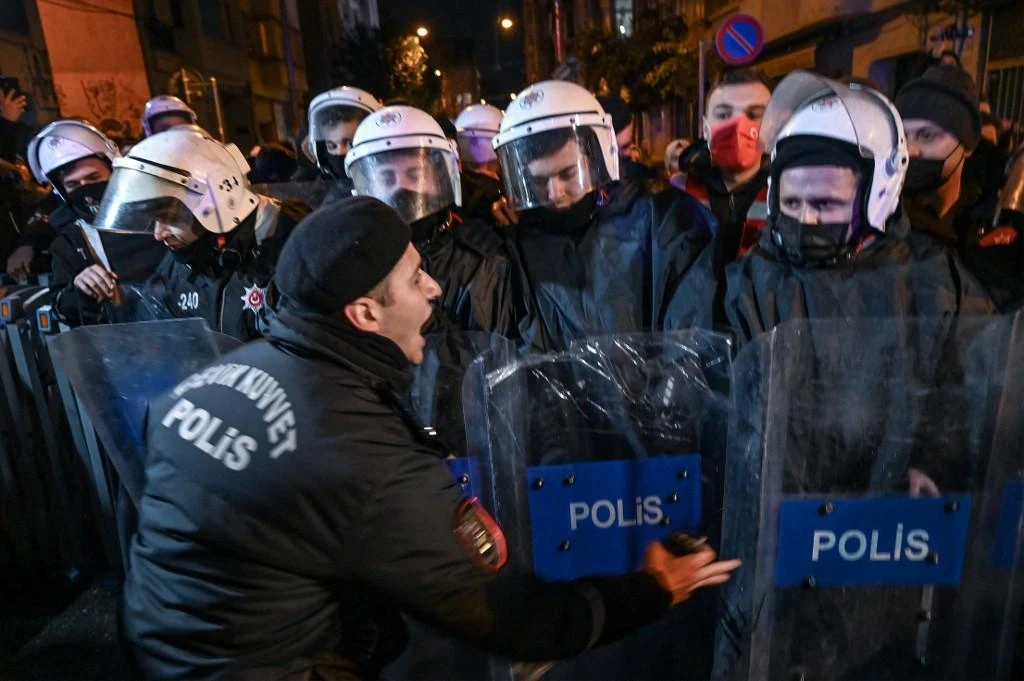 Turkey formally arrests journalist over posts on personal information leak