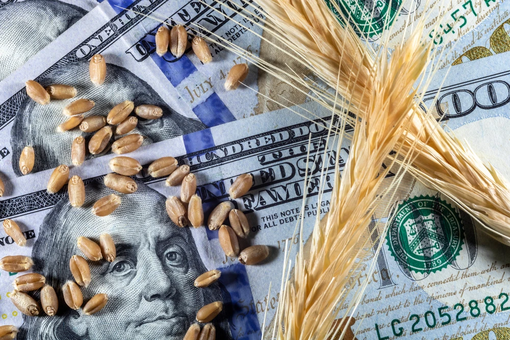 Commodities Update — Gold down; Soybeans rise, wheat falls; P&G raises sales forecast
