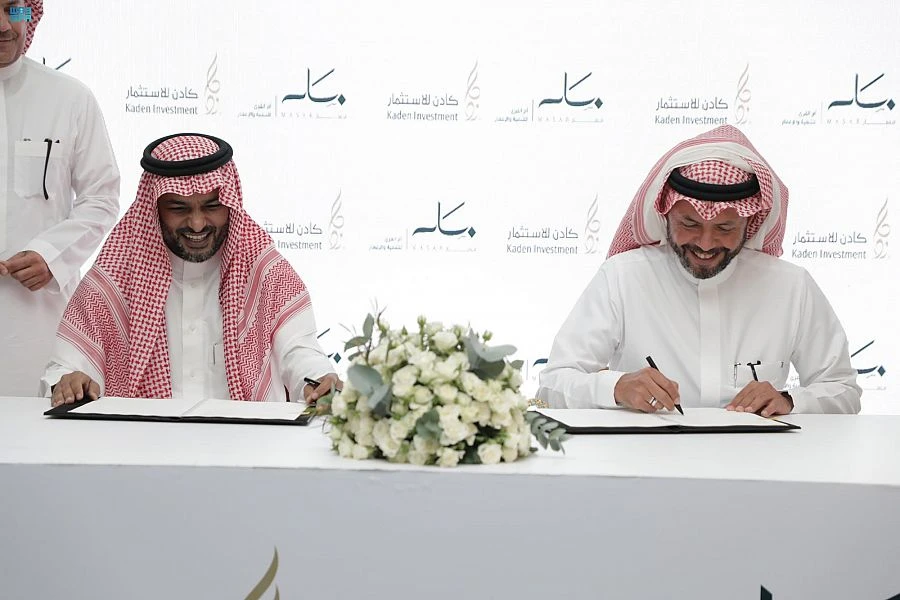 Umm Al-Qura CEO Yasser Abu Ateeq signed the agreement with the CEO of Kaden Company, Eng. Abdullah bin Fahd Al-Fassam. (Supplied)