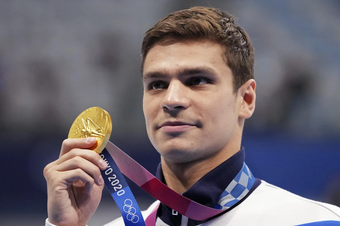 Swimming-FINA suspends Olympic champion Rylov for nine months over Putin rally