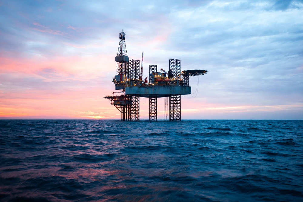 Oil slipped on Friday, posting a weekly loss of nearly 5 percent, on the prospect of weaker global growth. (Shutterstock)
